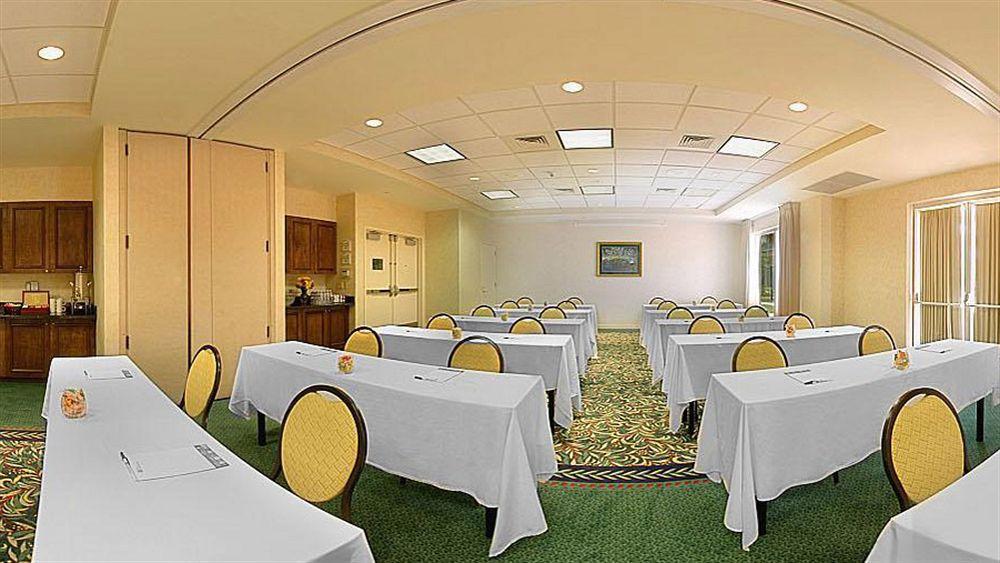 Hilton Garden Inn Baton Rouge Airport Экстерьер фото