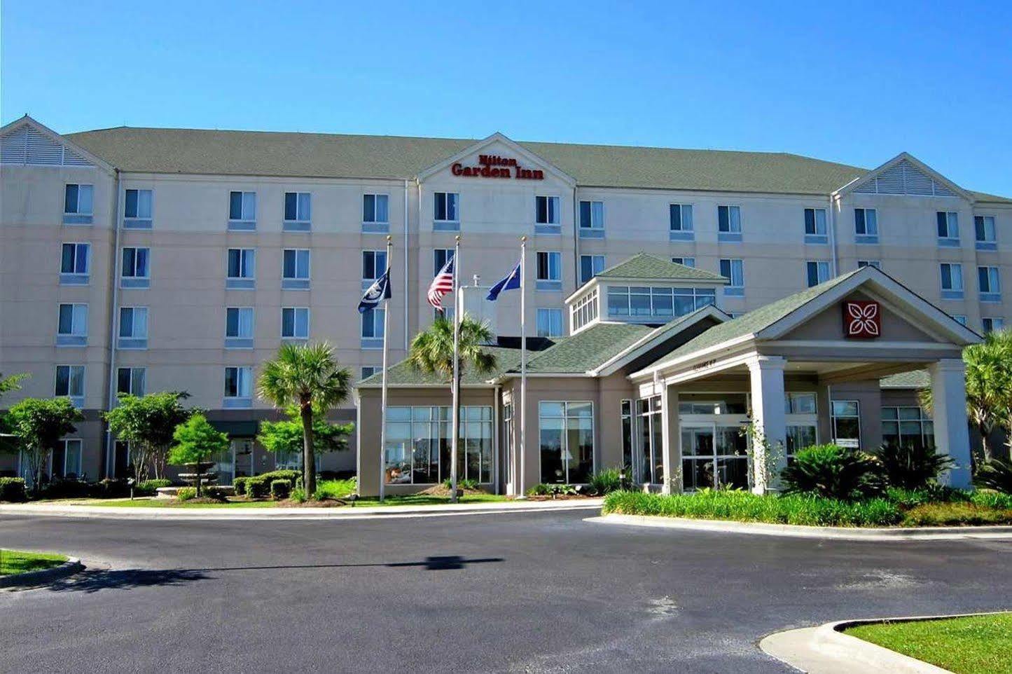 Hilton Garden Inn Baton Rouge Airport Экстерьер фото